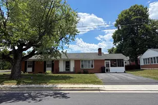 302 Wentworth Dr, Winchester, VA 22601 - Photo 2