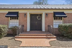 466 Merrimans Ln, Winchester, VA 22601 - Photo 6
