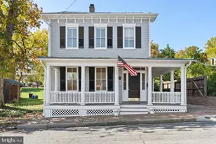 209 N Washington St, Winchester, VA 22601 - Photo 1