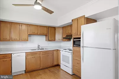 101 Locust Avenue, Winchester, VA 22601 - Photo 12
