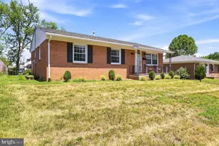 912 Allen Dr, Winchester, VA 22601 - Photo 2
