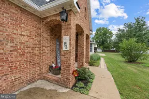 687 Woodland Ave, Winchester, VA 22601 - Photo 4