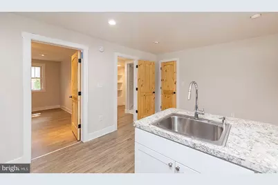 550 N Loudoun Street #1, Winchester, VA 22601 - Photo 4