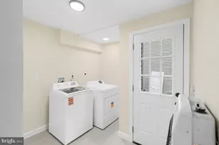 21 E Germain St, Winchester, VA 22601 - Photo 28