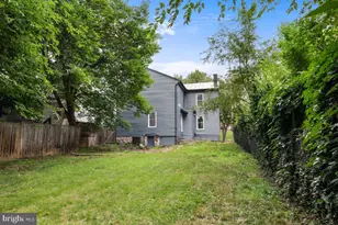 21 E Germain St, Winchester, VA 22601 - Photo 34