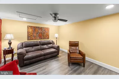 135 S Kent Street #202, Winchester, VA 22601 - Photo 4