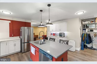 135 S Kent Street #202, Winchester, VA 22601 - Photo 8
