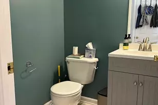 2043 Stoneleigh Dr, Winchester, VA 22601 - Photo 6