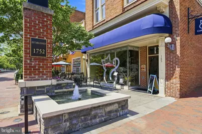 185 Loudoun Street N, Winchester, VA 22601 - Photo 2