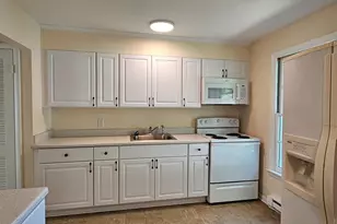 204 E Whitlock Ave, Winchester, VA 22601 - Photo 2