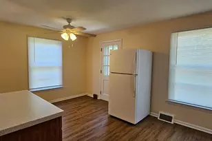 220 E Whitlock Ave, Winchester, VA 22601 - Photo 4