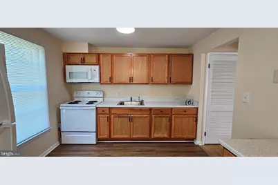 220 E Whitlock Avenue, Winchester, VA 22601 - Photo 2