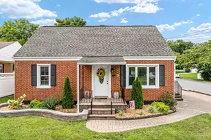 153 Fox Dr, Winchester, VA 22601 - Photo 2
