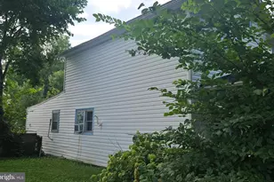 328 Smithfield Ave, Winchester, VA 22601 - Photo 2