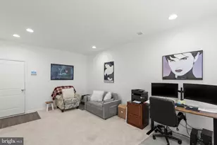 3135 Eton Pl, Winchester, VA 22601 - Photo 2