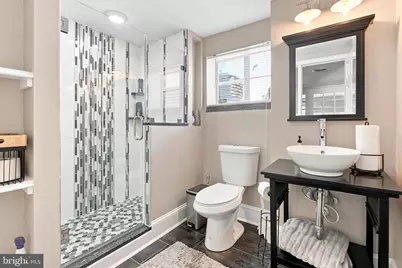 16 W Boscawen Street, Winchester, VA 22601 - Photo 8