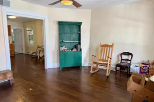 211 E Boscawen St, Winchester, VA 22601 - Photo 2