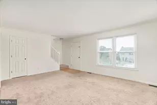 2115 Stoneleigh Dr, Winchester, VA 22601 - Photo 2