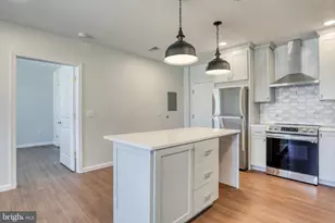 210 E Boscawen St, Winchester, VA 22601 - Photo 6