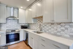 210 E Boscawen St, Winchester, VA 22601 - Photo 2