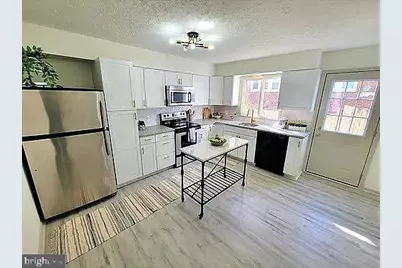 303 Gray Avenue, Winchester, VA 22601 - Photo 6