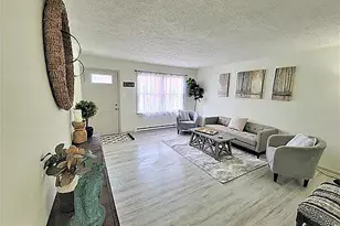303 Gray Ave, Winchester, VA 22601 - Photo 2