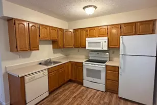 334 Avon Ct, Winchester, VA 22601 - Photo 6
