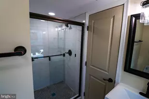 427 Highland Ave, Winchester, VA 22601 - Photo 4