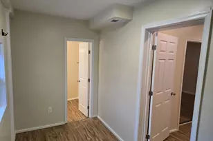 214 N East Ln, Winchester, VA 22601 - Photo 2