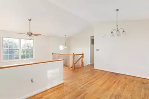 284 Tulip Poplar Dr, Linden, VA 22642 - Photo 10