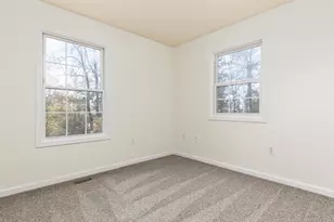 284 Tulip Poplar Dr, Linden, VA 22642 - Photo 12