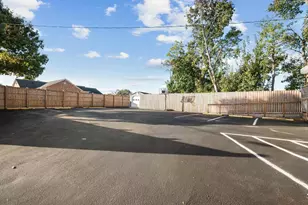 303 W 10th St, Front Royal, VA 22630 - Photo 24