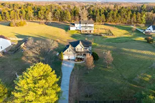 76 Katie Ln, Middletown, VA 22645 - Photo 2