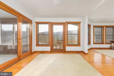 472 Wesley Lane, Bentonville, VA 22610 - Photo 10