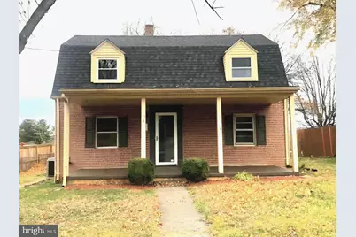 114 S Charles, Front Royal, VA 22630 - Photo 2