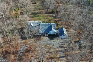 515 River Ridge Dr, Middletown, VA 22645 - Photo 4