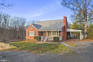 1064 Strasburg Rd, Front Royal, VA 22630 - Photo 2