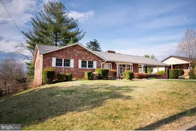 16 Gloucester Road, Front Royal, VA 22630 - Photo 2