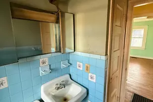 831 W 13th St, Front Royal, VA 22630 - Photo 14