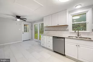 247 Marsden Hts Rd, Linden, VA 22642 - Photo 10