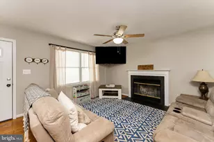 250 Ridge Top Ln, Linden, VA 22642 - Photo 8