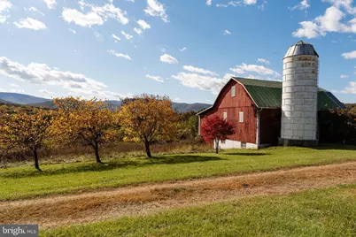 461 Thunderbird Road, Bentonville, VA 22610 - Photo 4