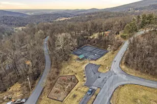 500 Delicious Rd, Linden, VA 22642 - Photo 44