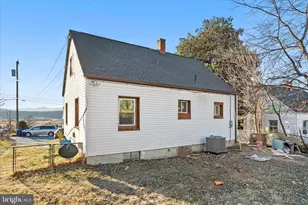 365 W 9th St, Front Royal, VA 22630 - Photo 32