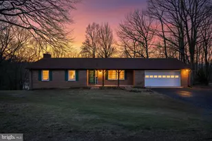 487 Skyline Forest Dr, Front Royal, VA 22630 - Photo 2