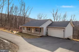145 Tulip Poplar Dr, Linden, VA 22642 - Photo 2