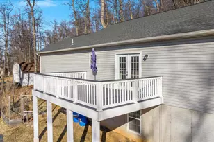 145 Tulip Poplar Dr, Linden, VA 22642 - Photo 36