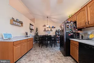 173 Red Robin Ln, Linden, VA 22642 - Photo 8