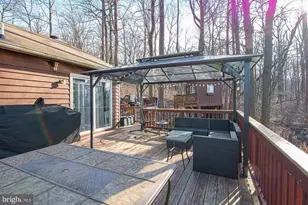 173 Red Robin Ln, Linden, VA 22642 - Photo 34