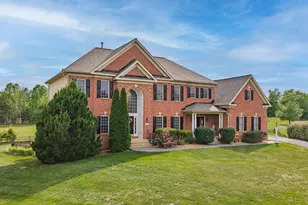 4 Jackson Pl, Middletown, VA 22645 - Photo 4